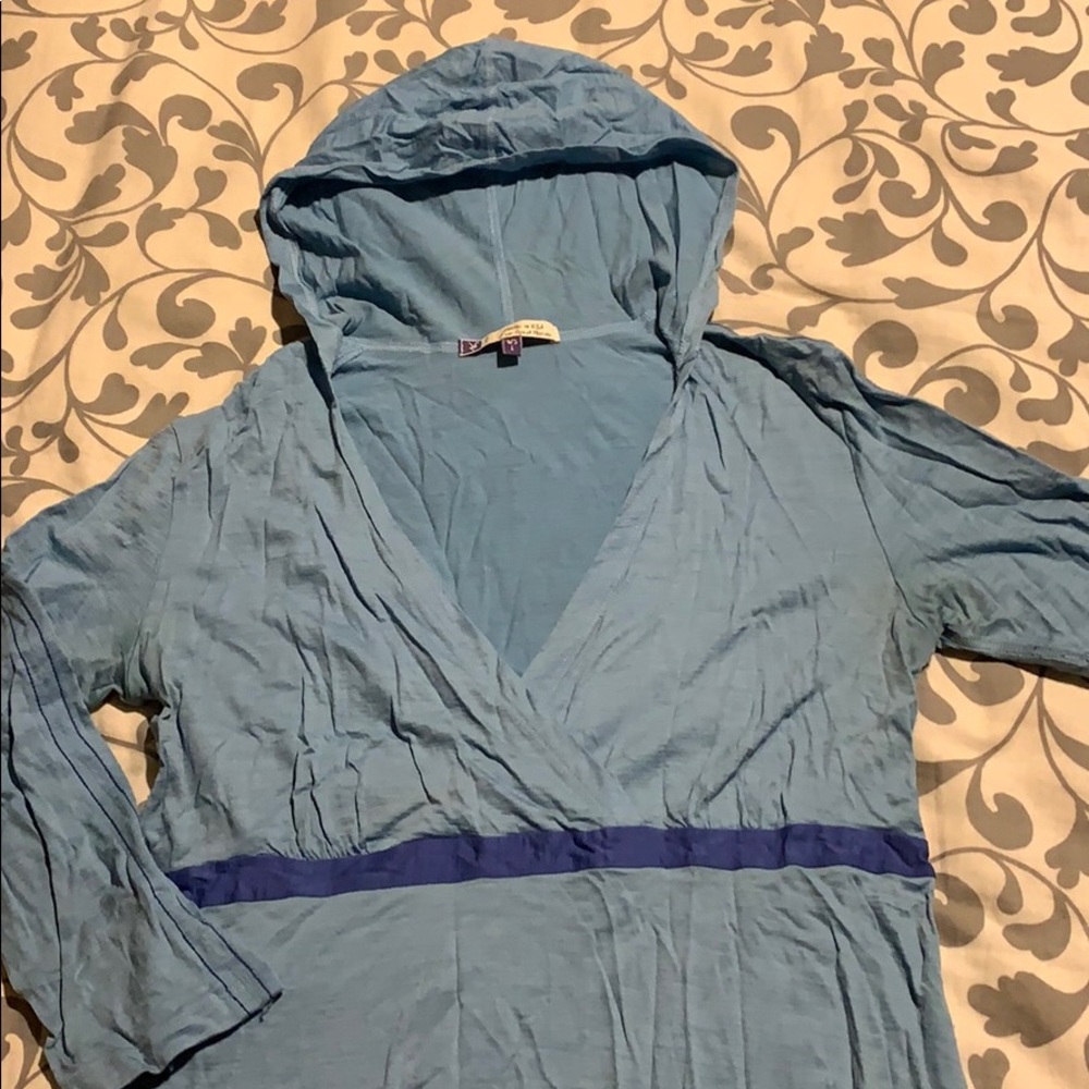 IBEX merino wool V-neck size Large